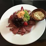 Au Cheval Blanc 3*