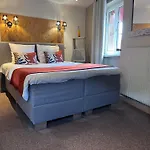 Au Cheval Blanc Hotel
