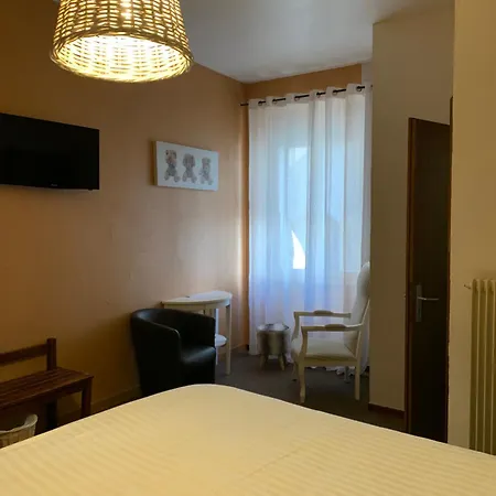 Au Cheval Blanc - Climatisees Hotel Ribeauvillé
