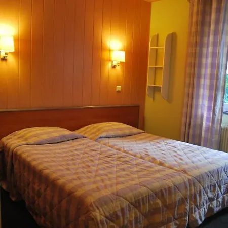Au Cheval Blanc 3*