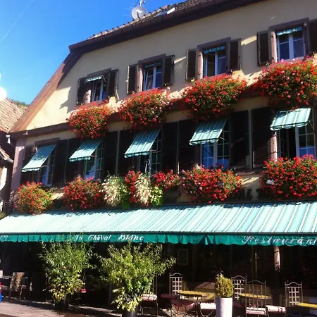 Au Cheval Blanc - Climatisees 3*