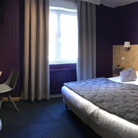 Hotel Au Cheval Blanc