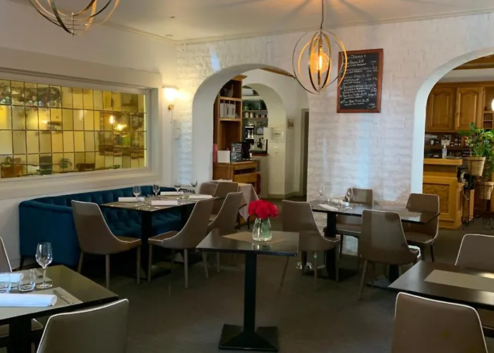 Au Cheval Blanc Hotel Ribeauville (Haut-Rhin)