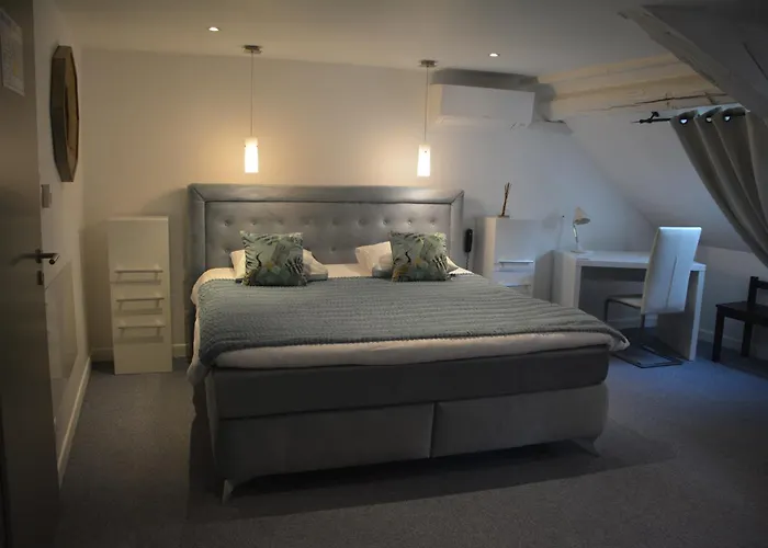 Au Cheval Blanc Hotel