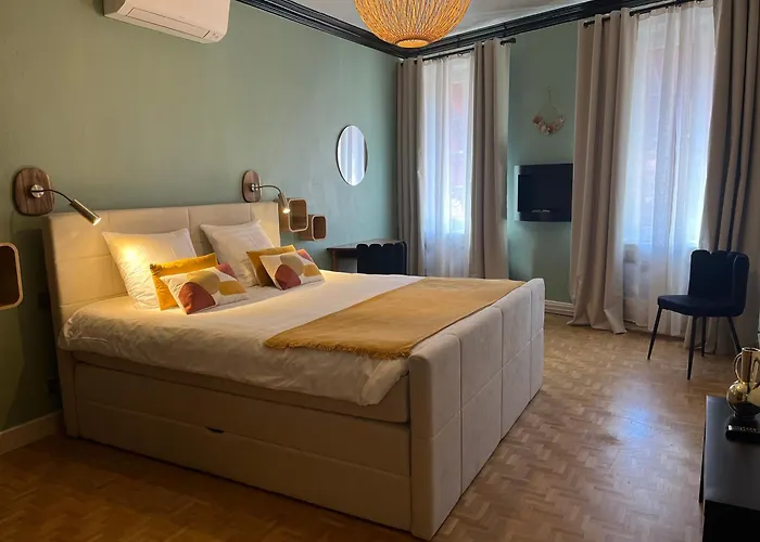 Au Cheval Blanc Hotel